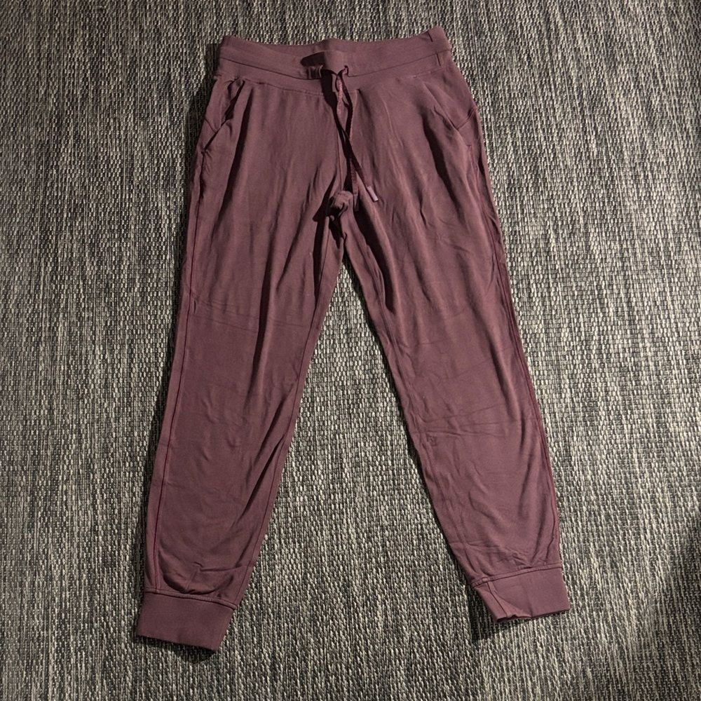 Lululemon Ready To Rulu Pant Jogger *28.5” Cassis Size 8